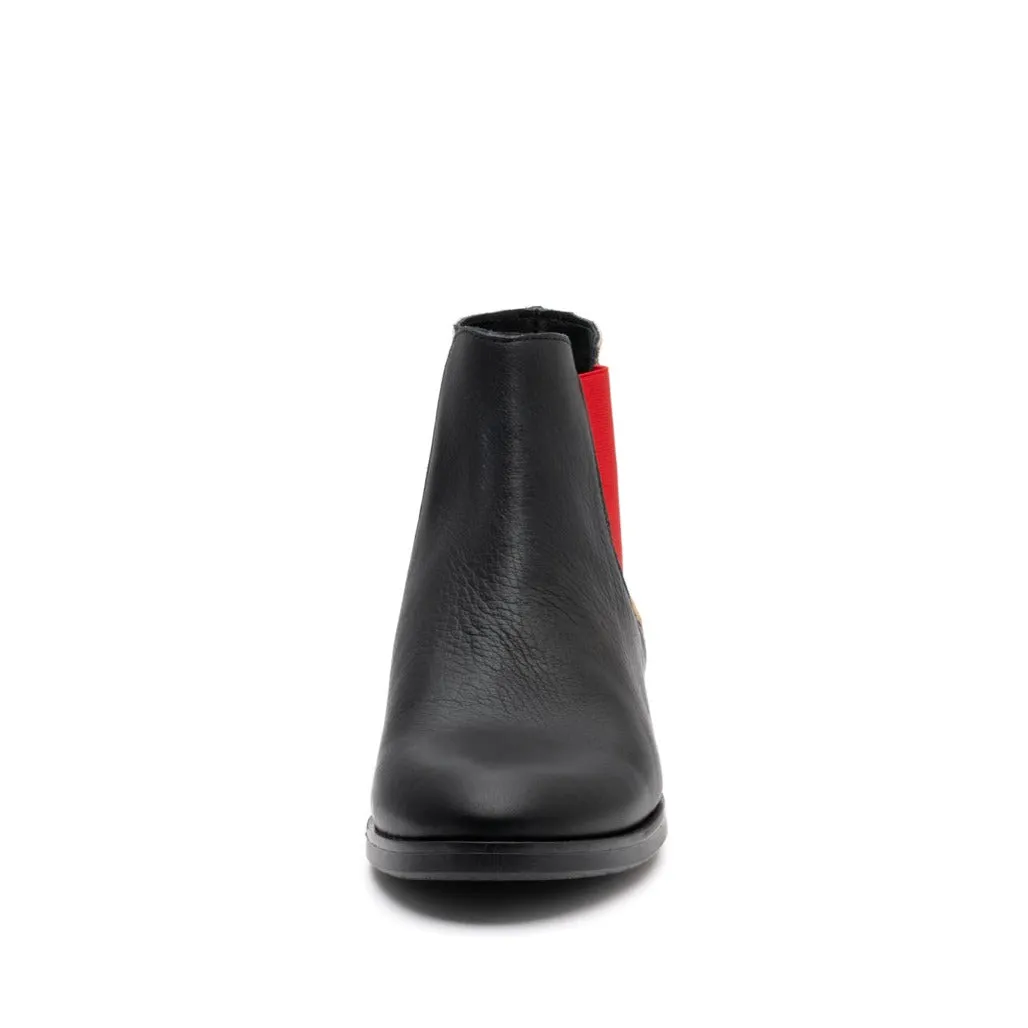 AVENA Chelsea Boot