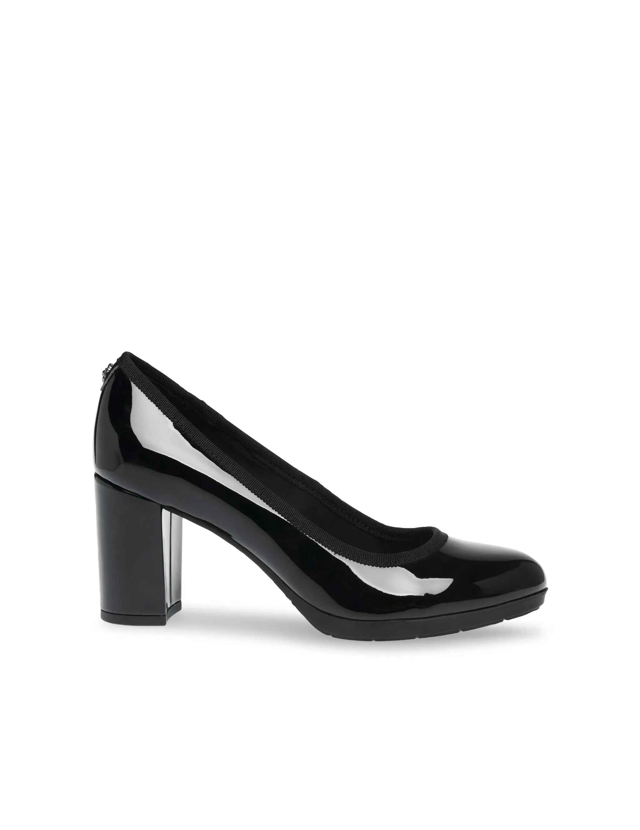Castana Black Patent Leather Anne Klein Pumps