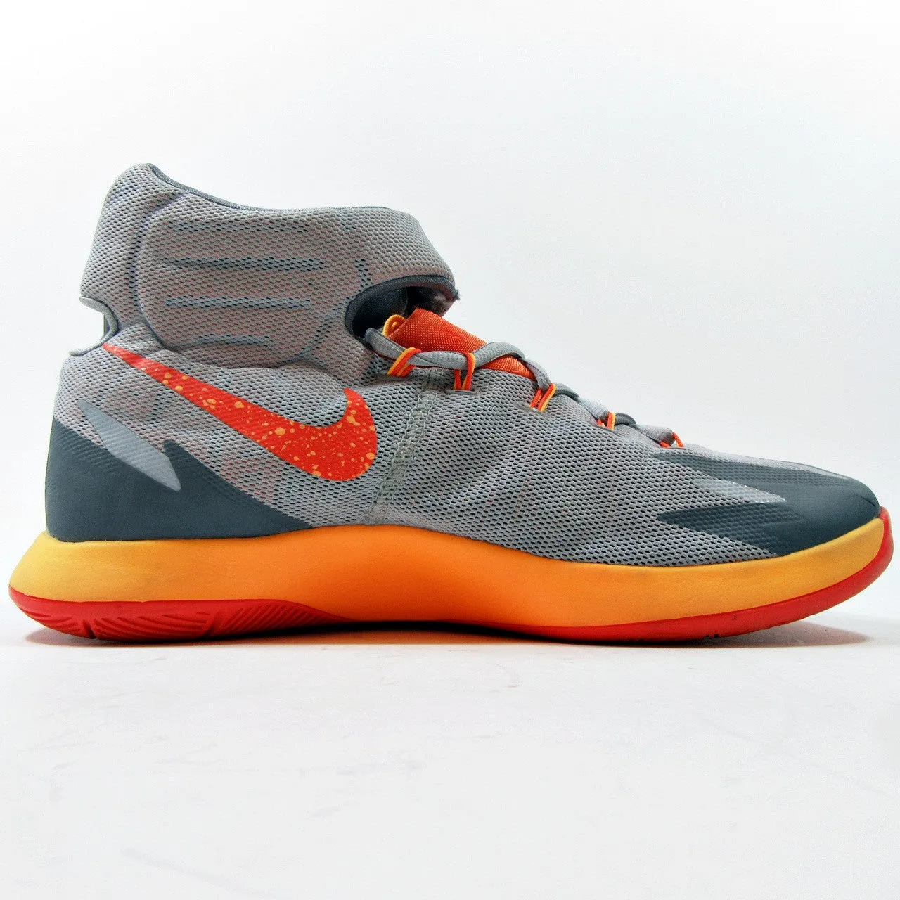 Nike - Zoom Hyperrev Kyrie Irving