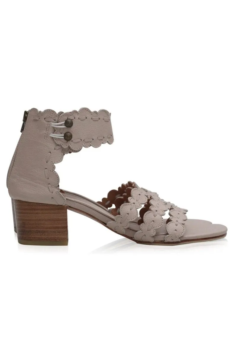 Seaside Leather Sandals in Black