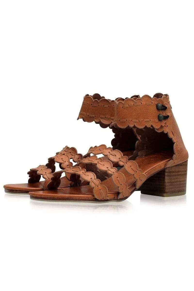 Seaside Leather Sandals in Black