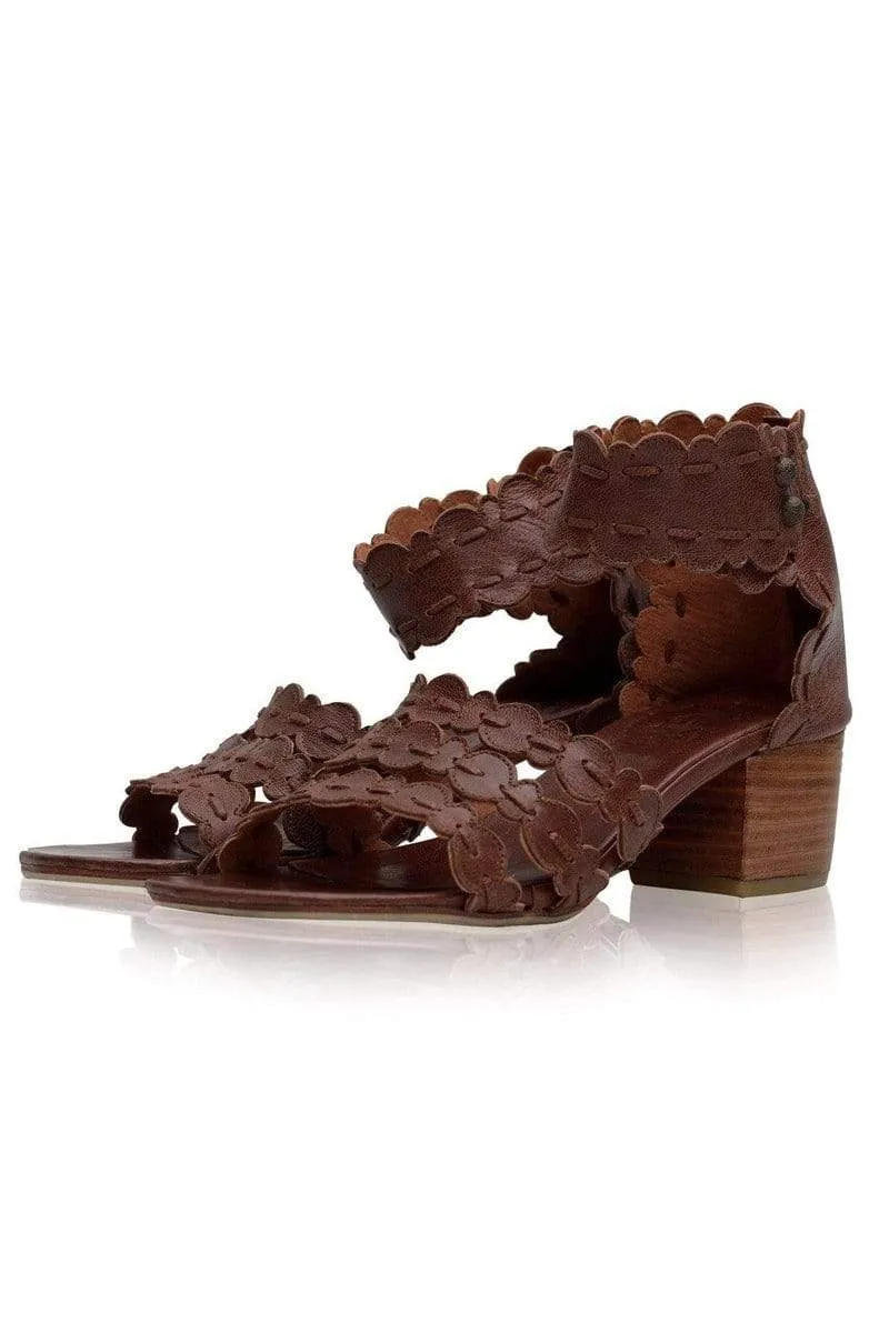 Seaside Leather Sandals in Black